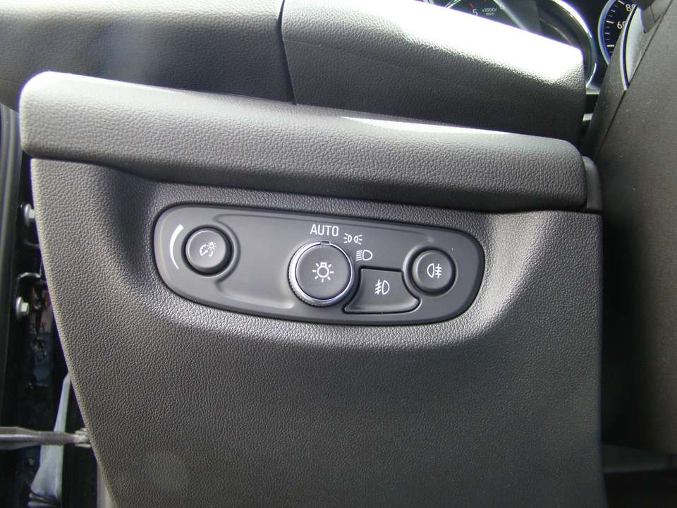 Opel Insignia - Imagem 11