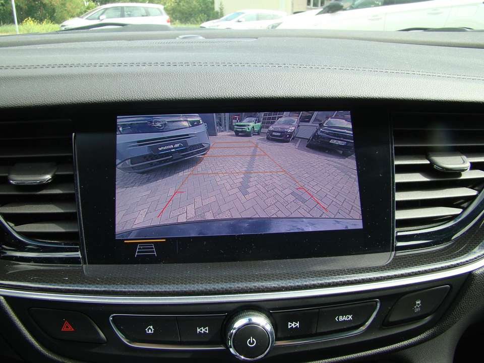 Opel Insignia - Imagem 14