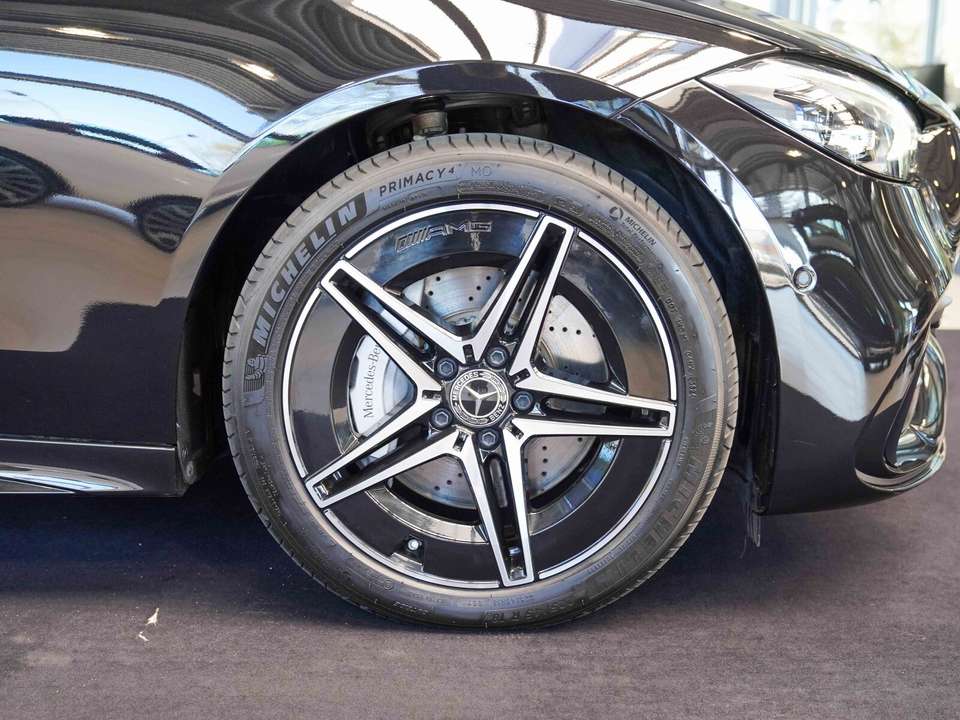 Mercedes-Benz C 300 - Imagem 2