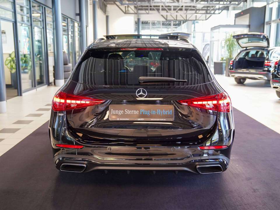 Mercedes-Benz C 300 - Imagem 4