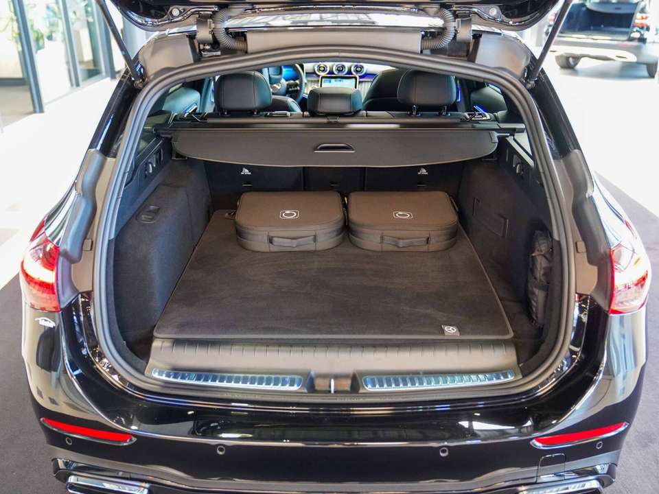 Mercedes-Benz C 300 - Imagem 11