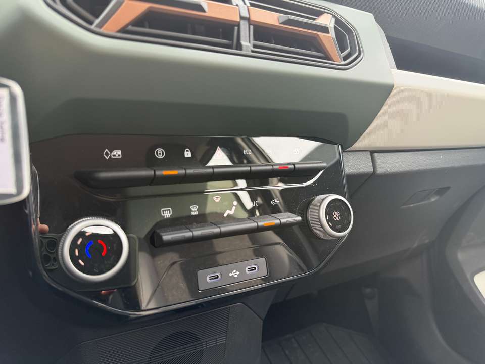 Dacia Spring - Imagem 14