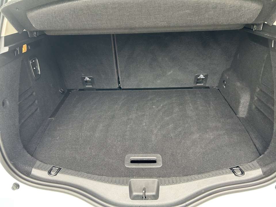 Car picture 11
