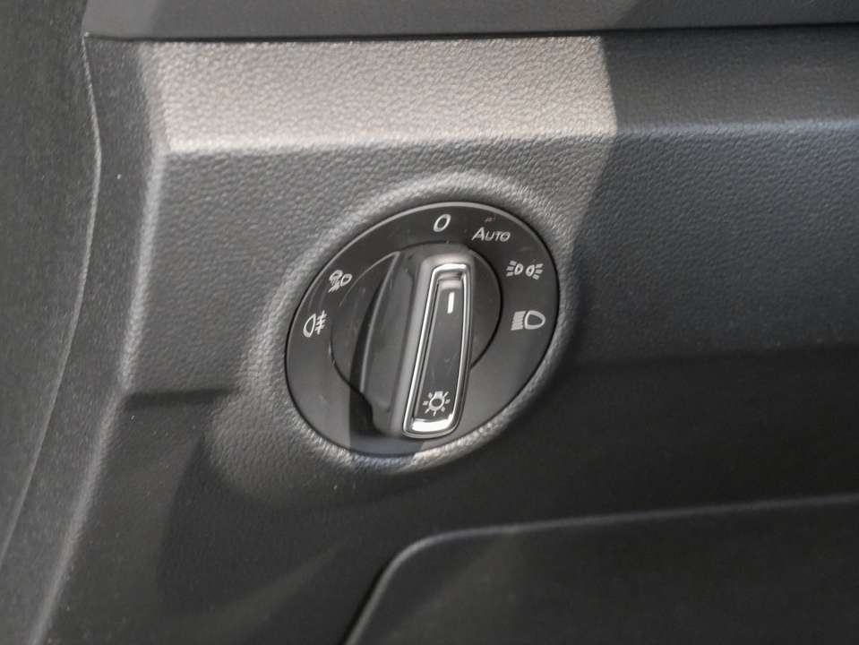 Volkswagen T-Roc - Imagem 12