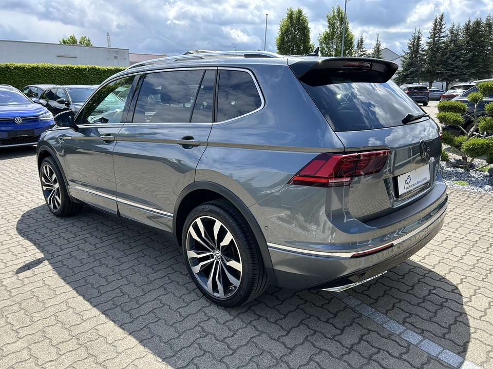 Volkswagen Tiguan Allspace - Imagem 5