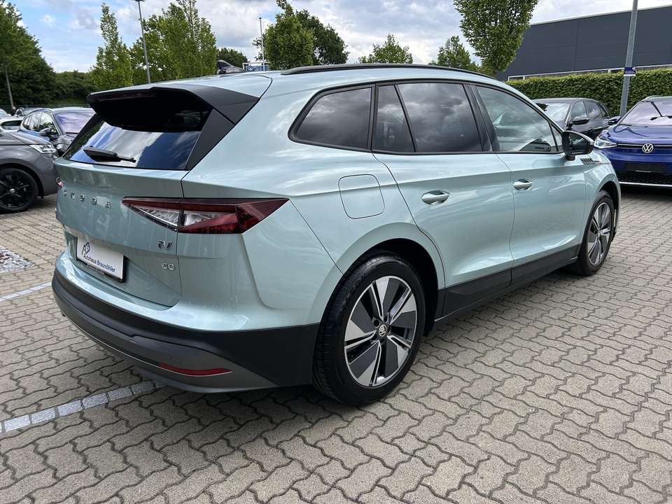 Skoda Enyaq - Imagem 8