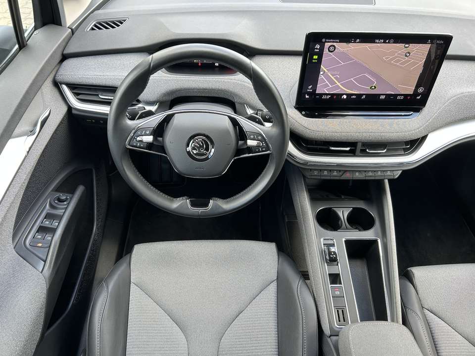 Skoda Enyaq - Imagem 13