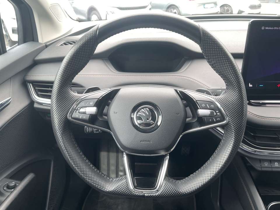 Skoda Enyaq - Imagem 12