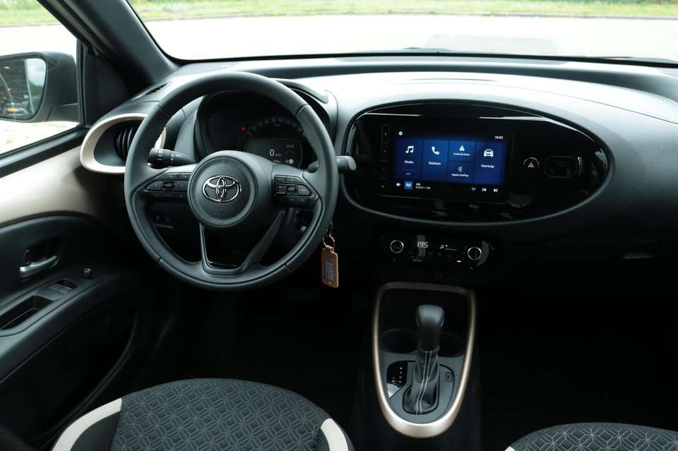 Toyota Aygo X - Imagem 3