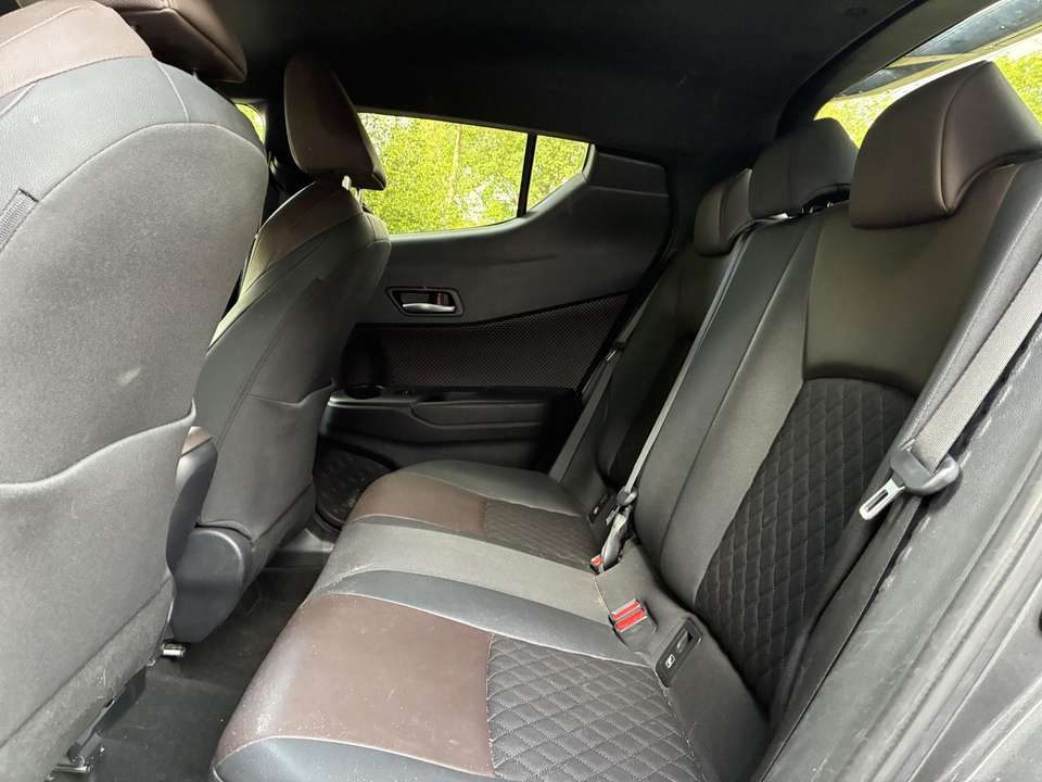 Toyota C-HR - Imagem 9
