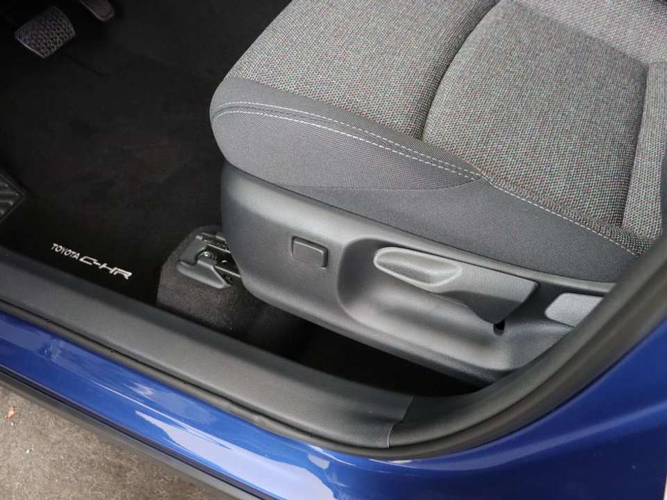 Toyota C-HR - Imagem 11