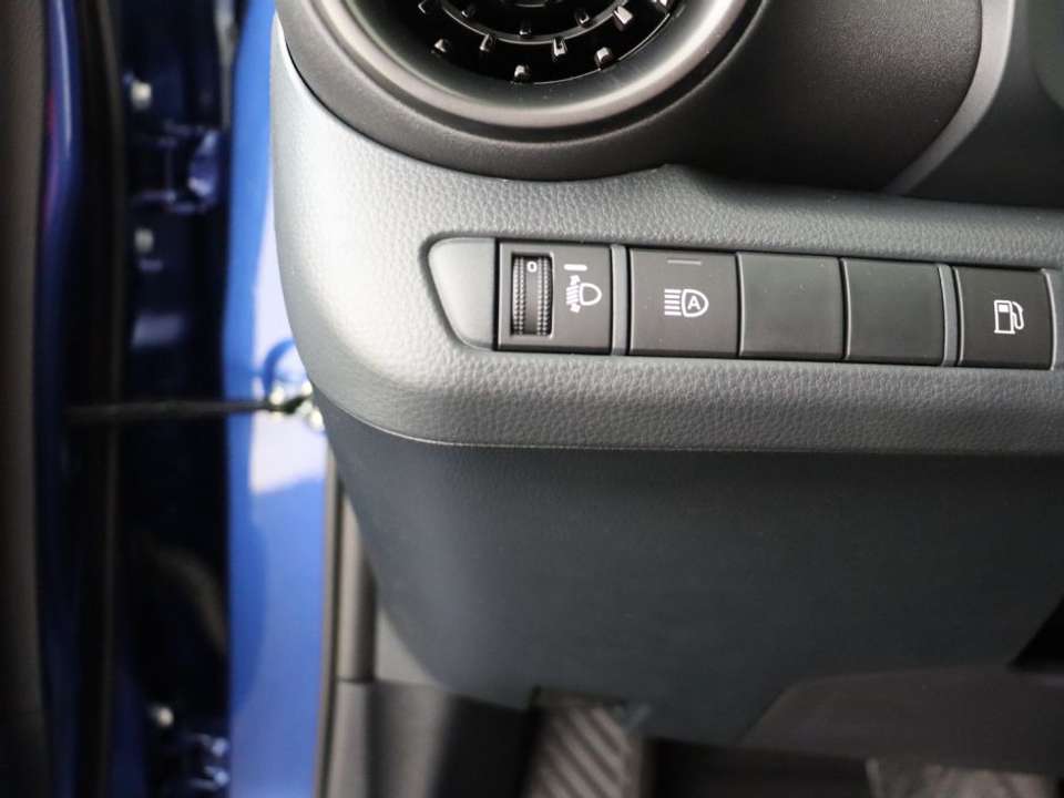 Toyota C-HR - Imagem 12