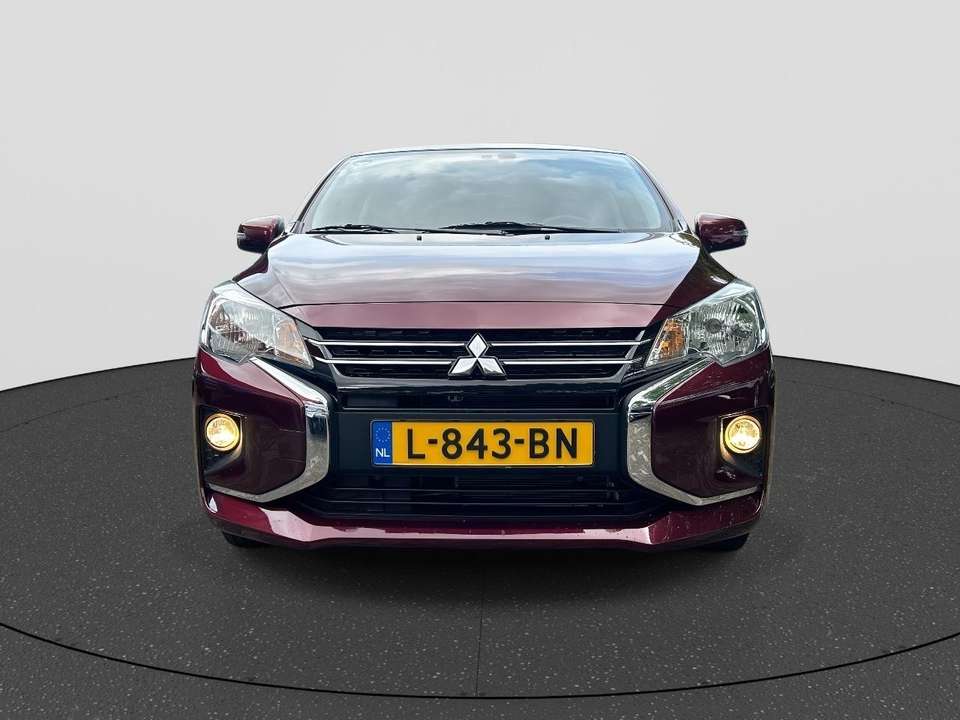 Mitsubishi Space Star - Imagem 8
