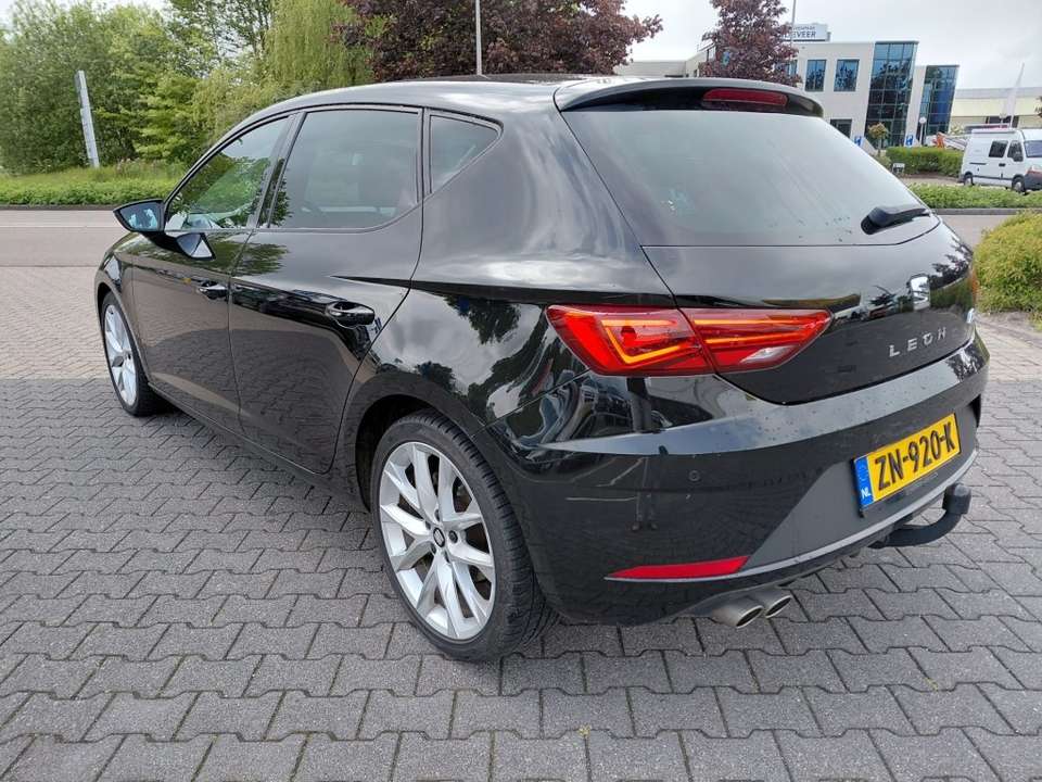 SEAT Leon - Imagem 2