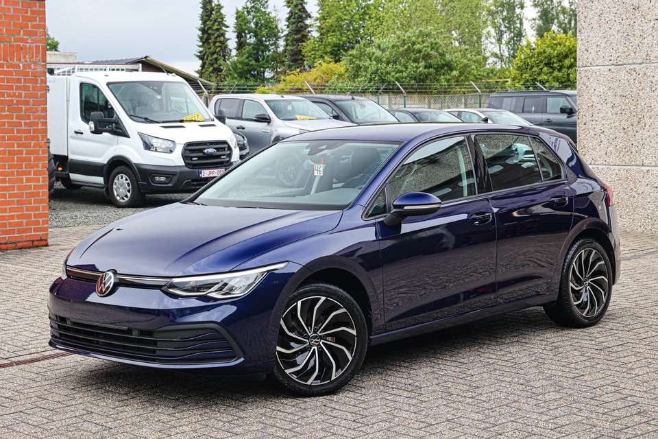 Volkswagen Golf - Imagem 1