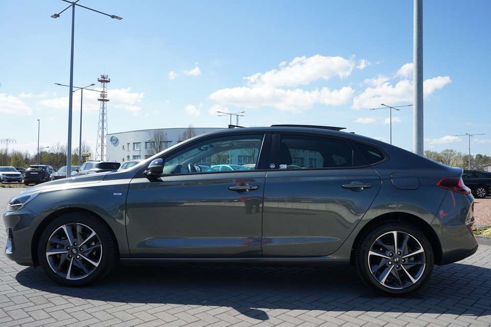 Car picture 9