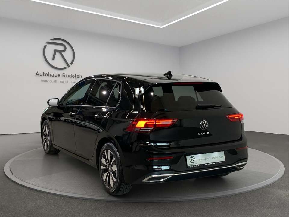 Volkswagen Golf - Imagem 3