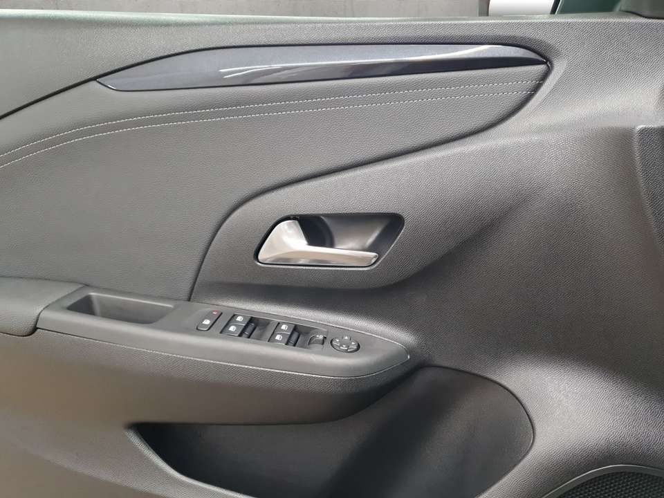 Opel Corsa - Imagem 12
