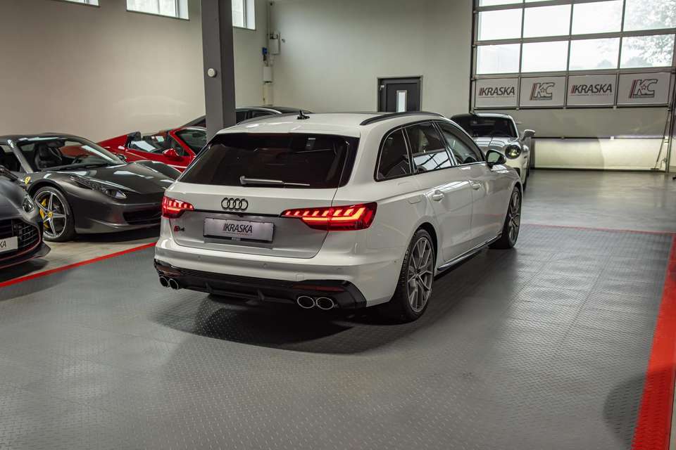 Audi S4 - Imagem 10