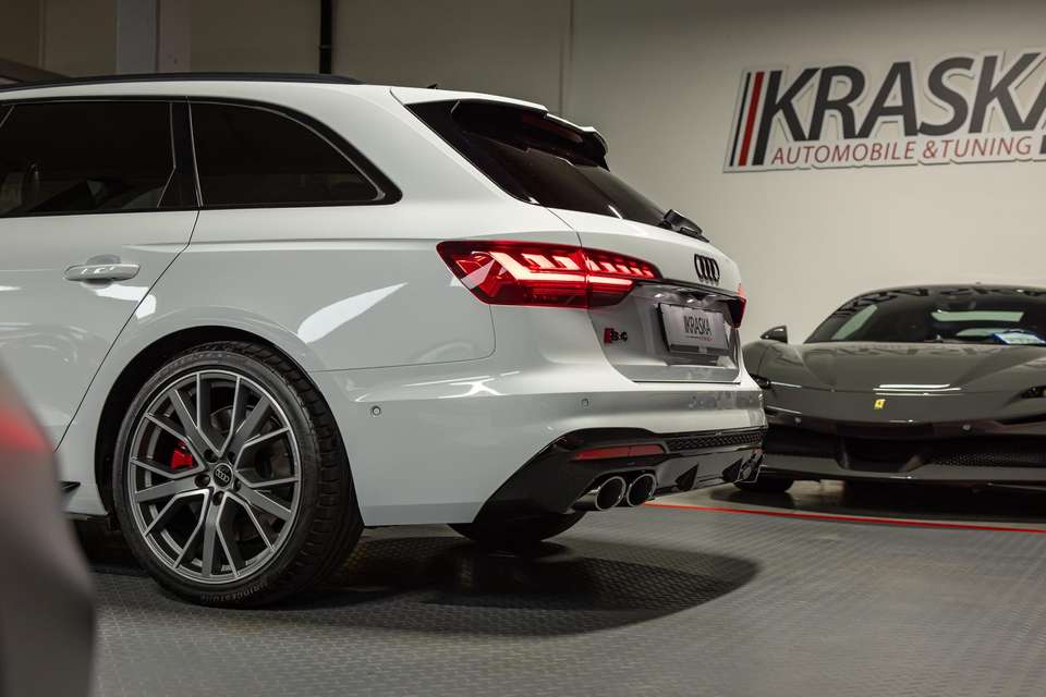 Audi S4 - Imagem 13