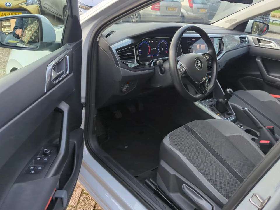 Volkswagen Polo - Imagem 6