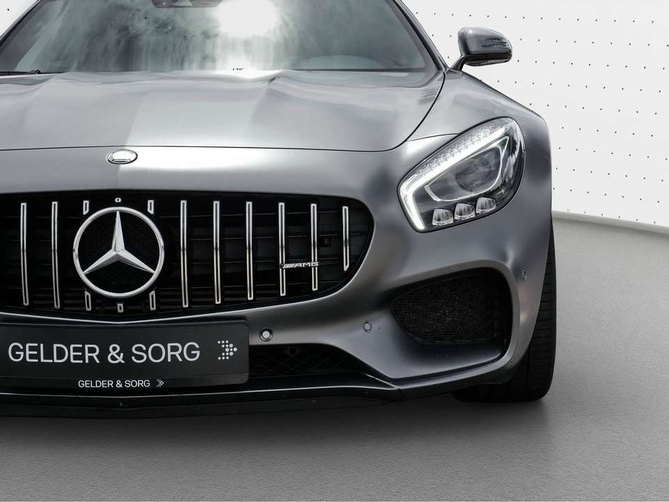 Mercedes-Benz AMG GT - Imagem 12