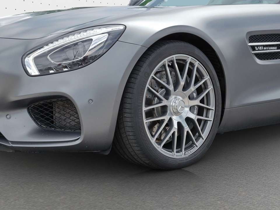 Mercedes-Benz AMG GT - Imagem 13