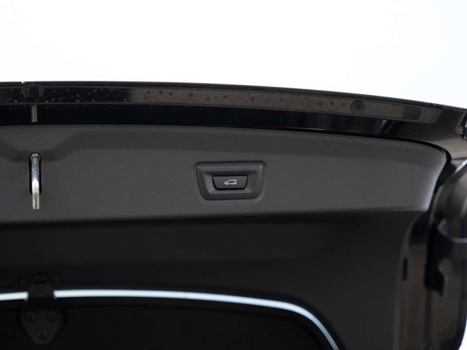 BMW i4 - Imagem 15