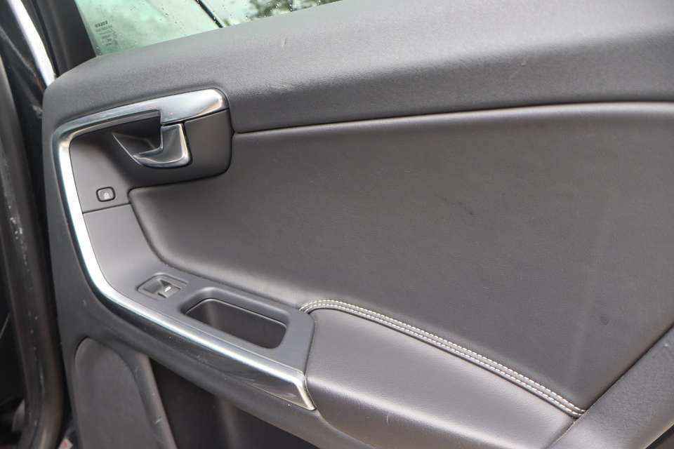 Volvo V60 - Imagem 15