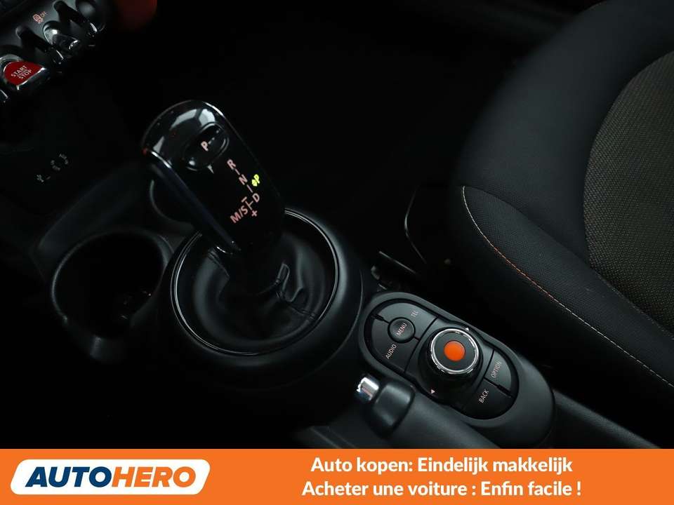 MINI One - Imagem 12