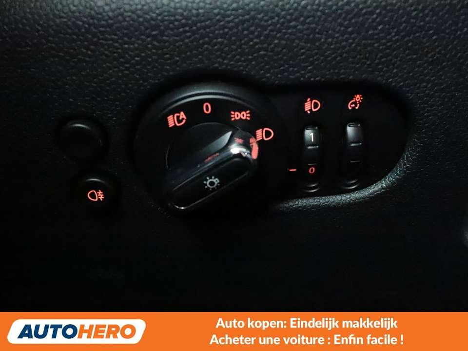 MINI One - Imagem 14