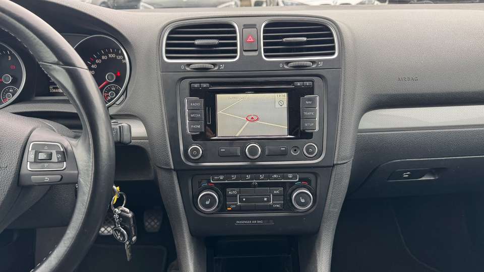 Volkswagen Golf - Imagem 10