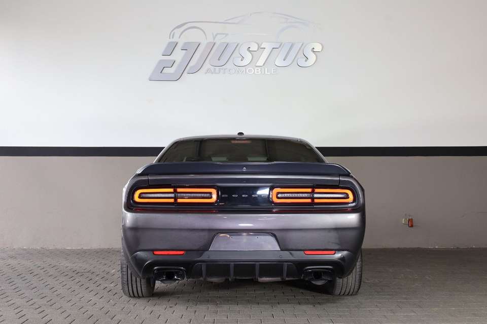 Dodge Challenger - Imagem 5