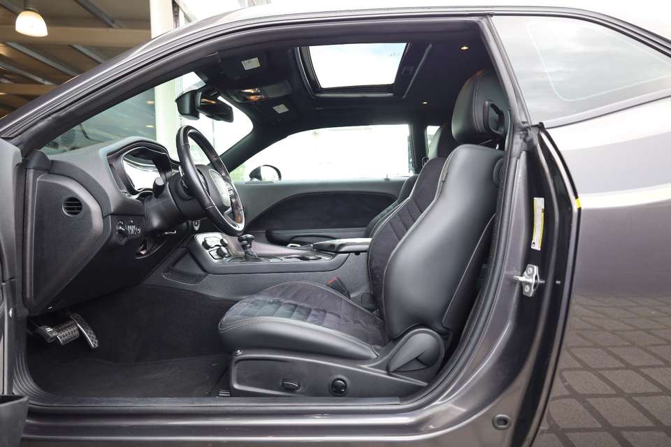 Dodge Challenger - Imagem 9
