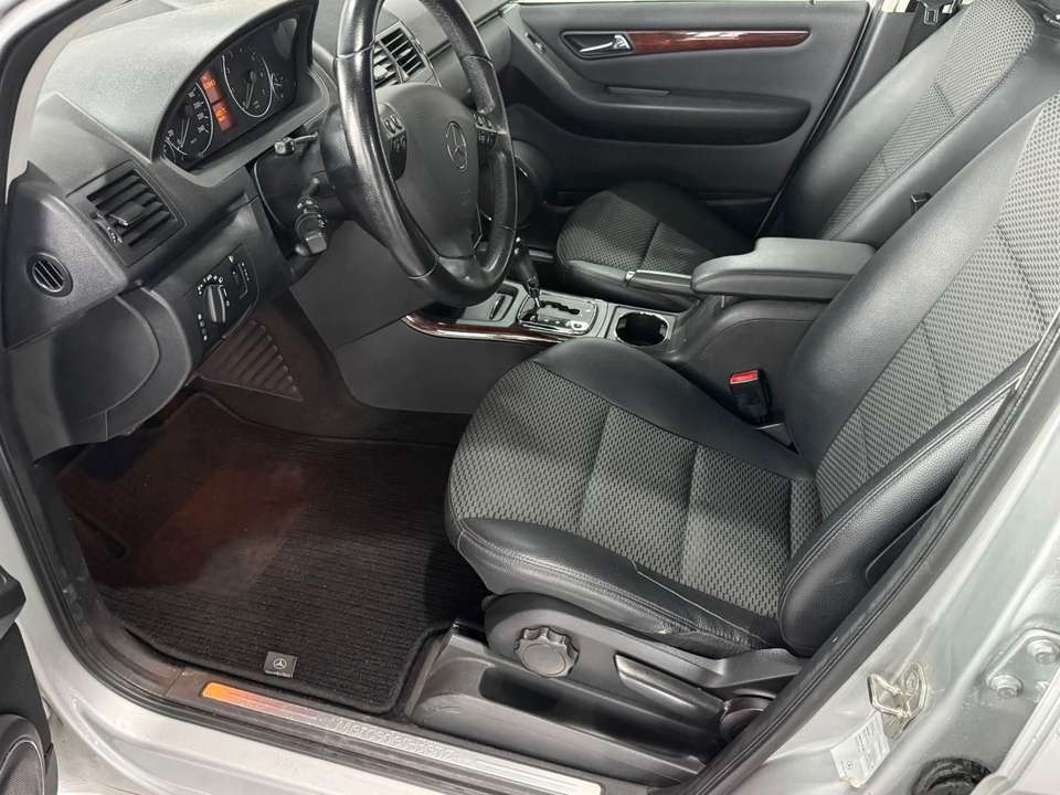 Mercedes-Benz A 170 - Imagem 6