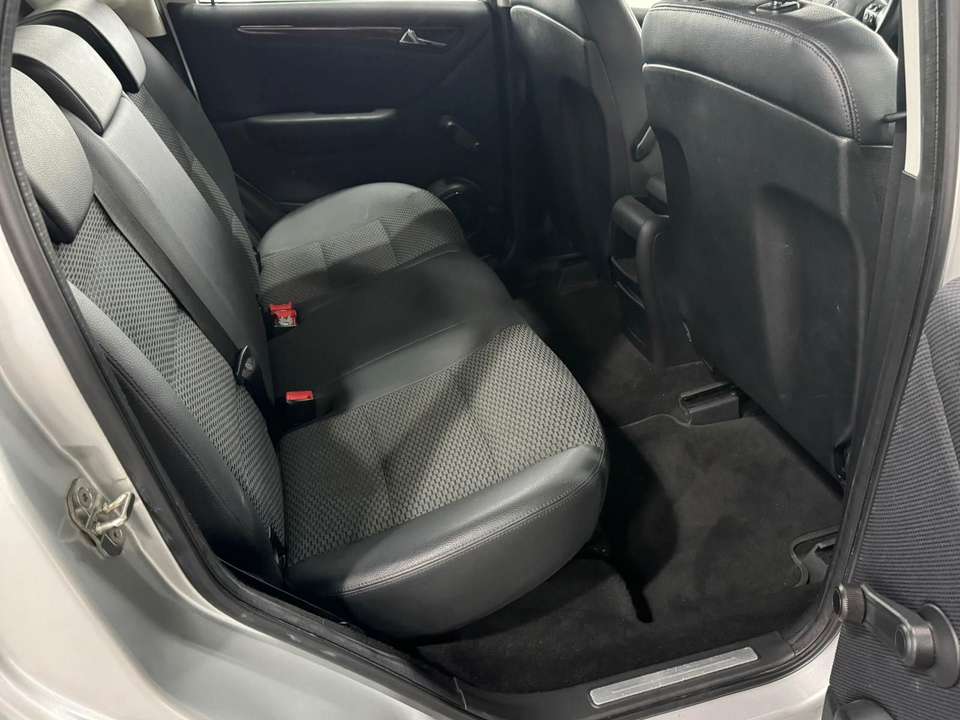Mercedes-Benz A 170 - Imagem 13
