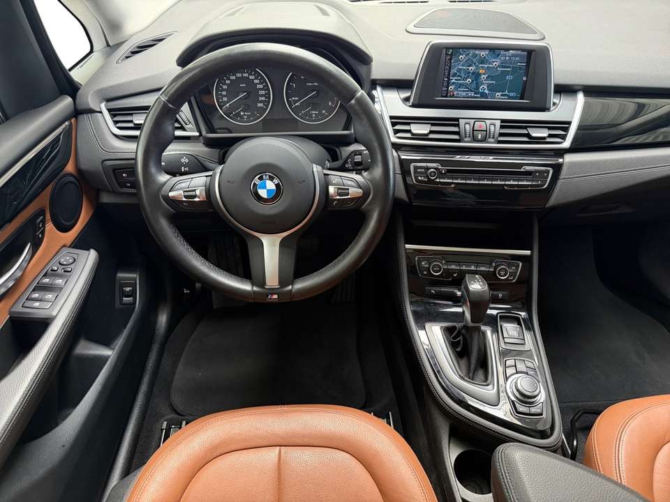 BMW 220 - Imagem 6