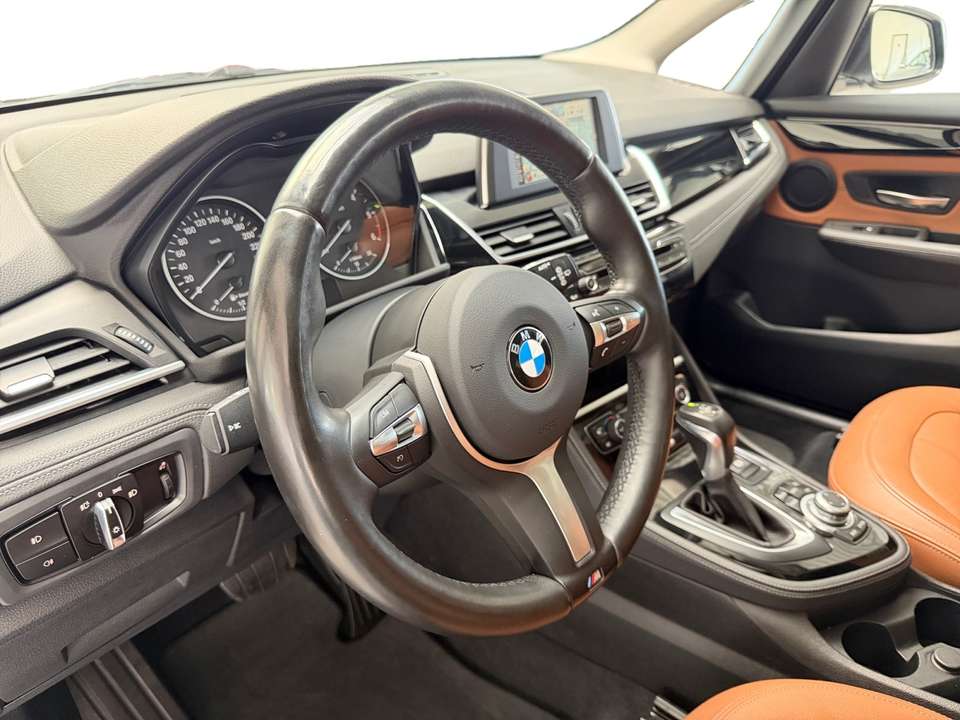 BMW 220 - Imagem 7