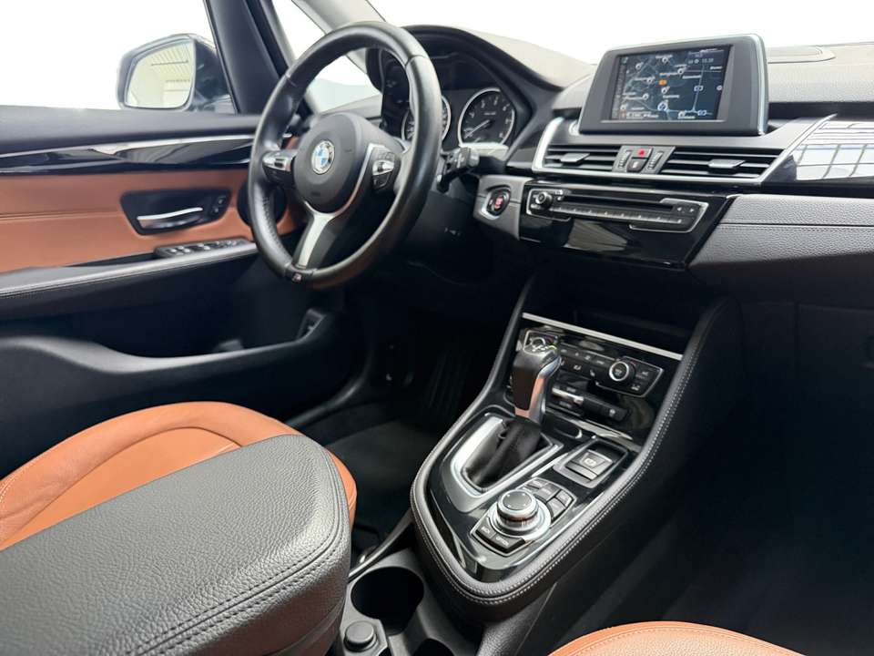 BMW 220 - Imagem 10