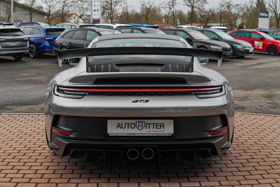 Porsche 992 - Imagem 5