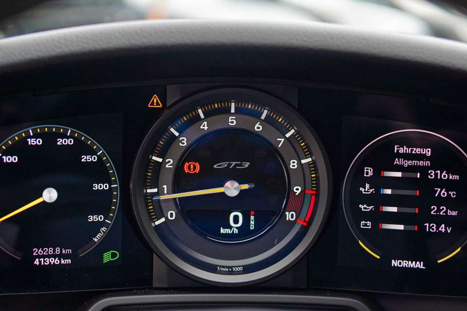 Porsche 992 - Imagem 8