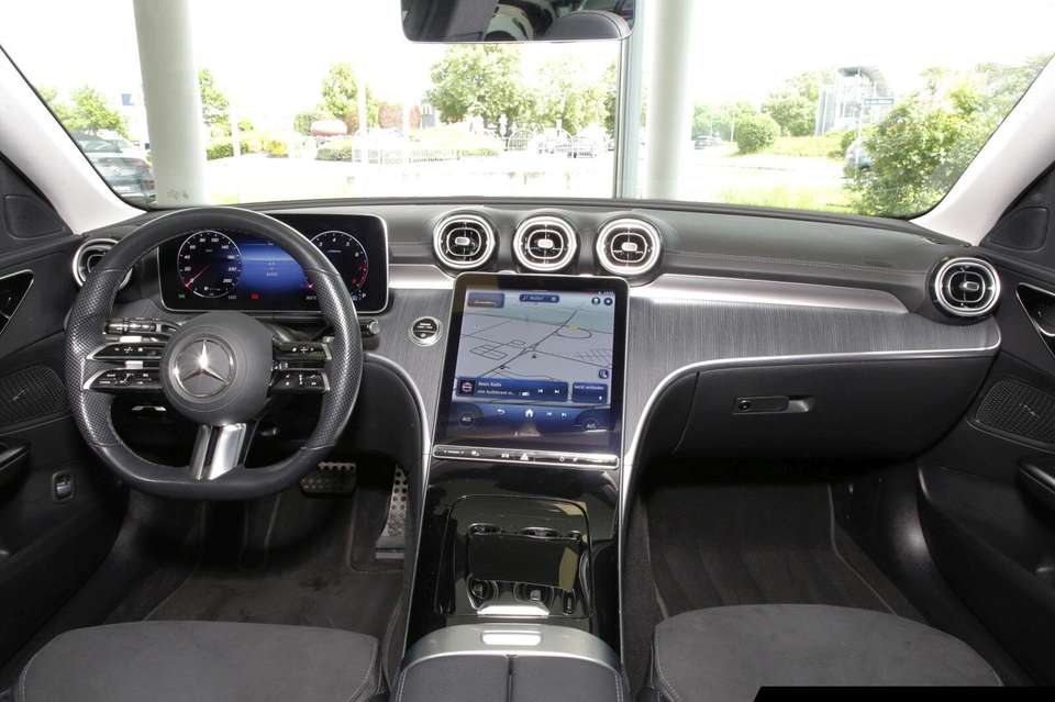 Mercedes-Benz C 200 - Imagem 10