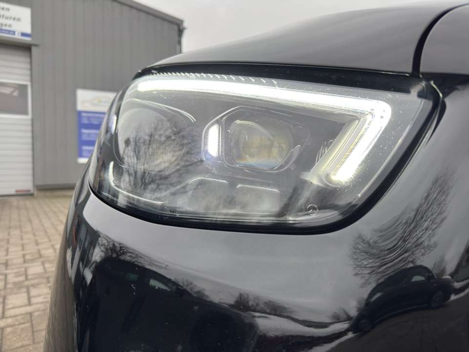 Mercedes-Benz E 400 - Imagem 10