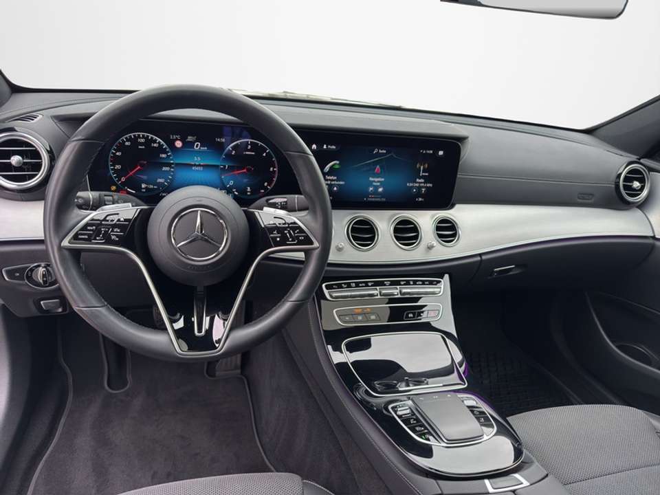 Mercedes-Benz E 400 - Imagem 14