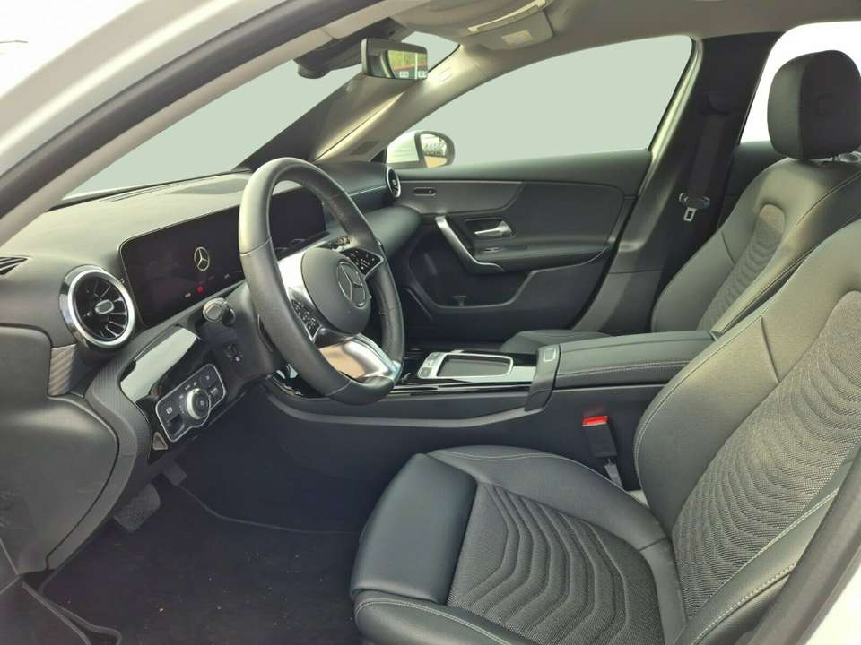 Mercedes-Benz A 180 - Imagem 10