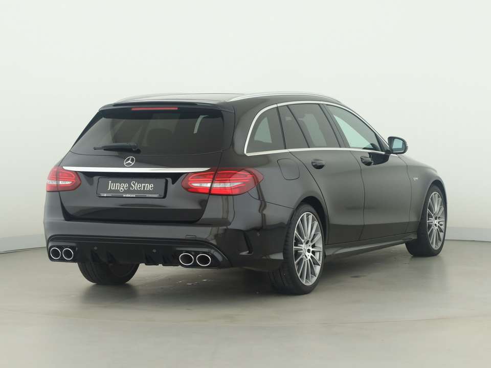 Mercedes-Benz C 43 AMG - Imagem 3