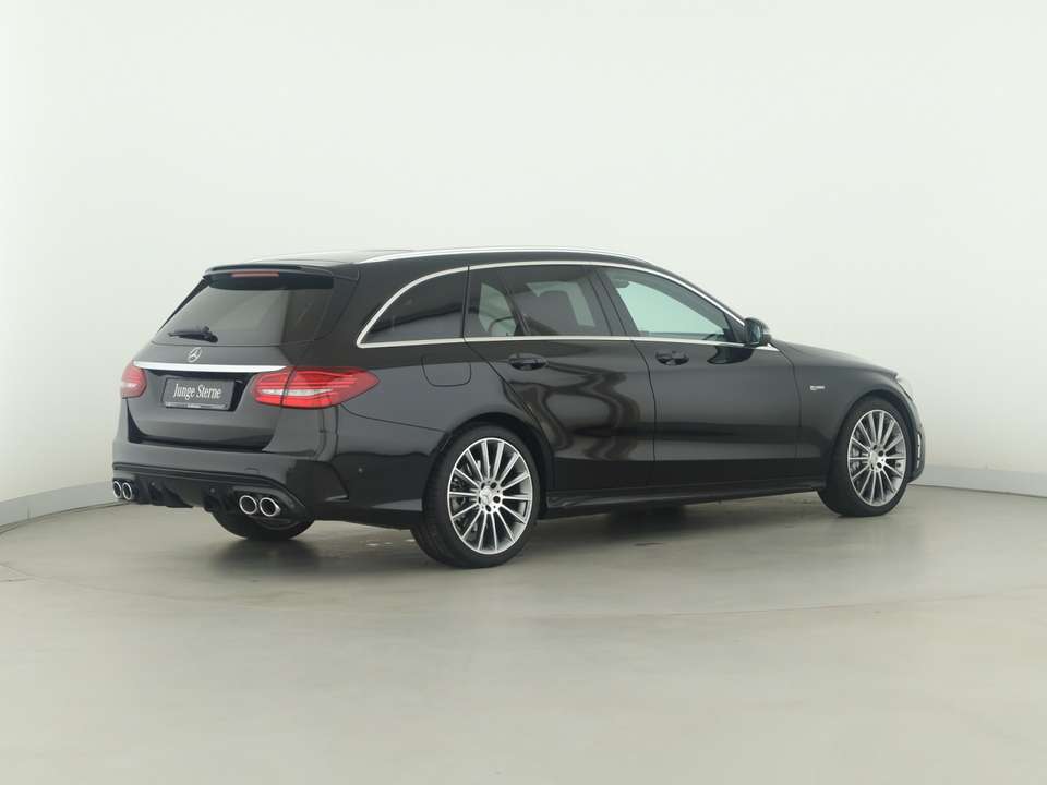 Mercedes-Benz C 43 AMG - Imagem 7