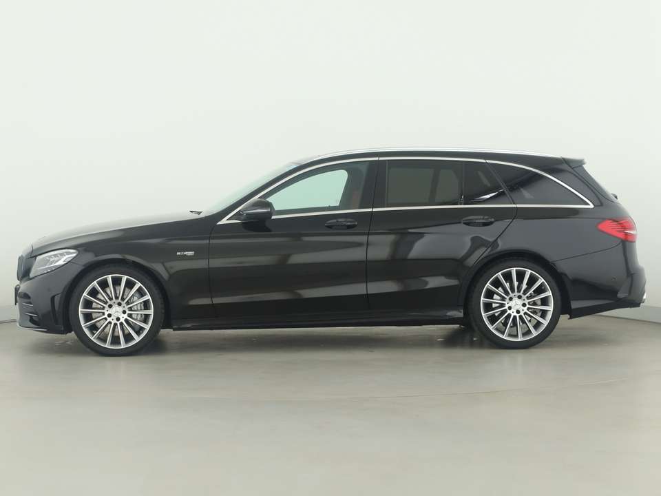 Mercedes-Benz C 43 AMG - Imagem 8