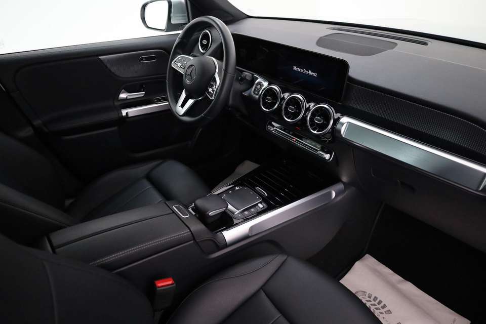 Mercedes-Benz GLB 200 - Imagem 4