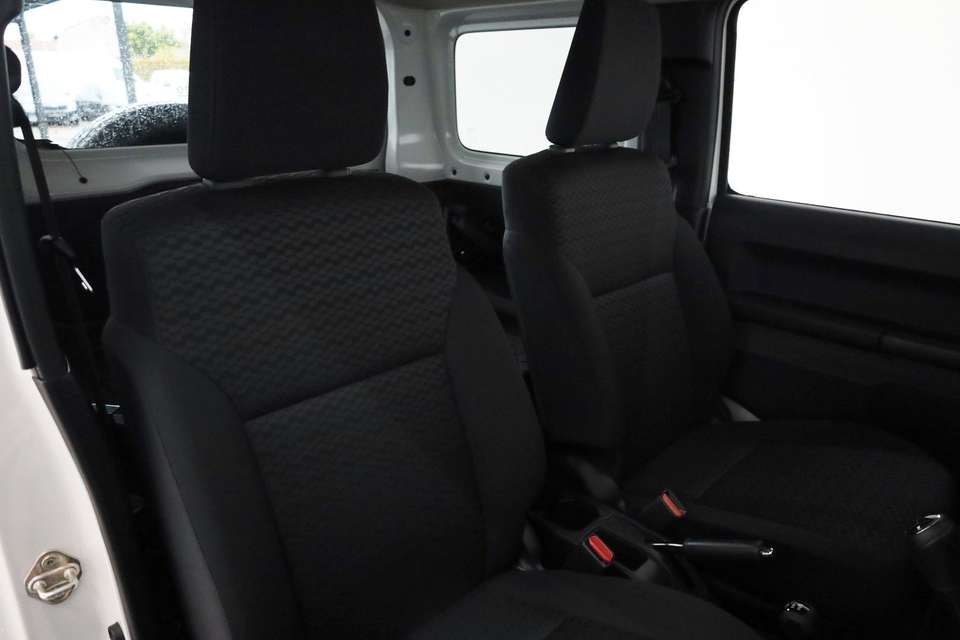 Suzuki Jimny - Imagem 6